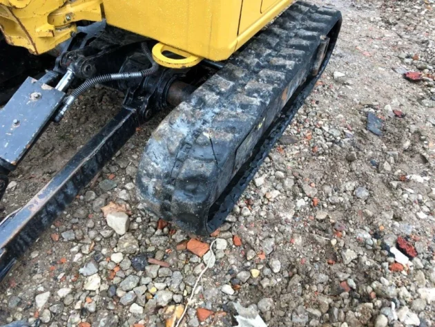 Mini pelle Caterpillar 301.6 / 1,7 T – Image 12