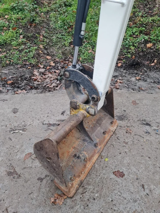 Mini pelle Bobcat E10 / 1,0 T – Image 6