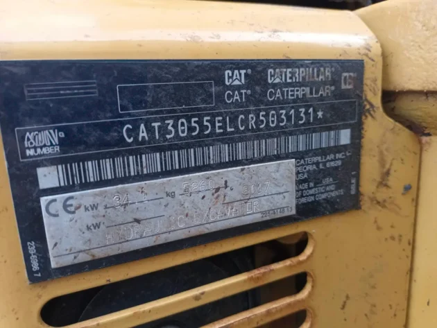 Mini Pelle Caterpillar 305.5E2 / 5,2 T – Image 2