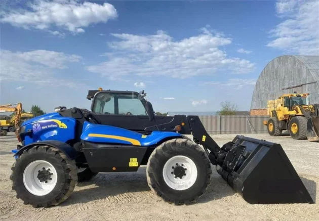 Chariot Télescopique New Holland LM 415 A – Image 11