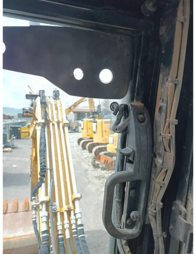 Mini Pelle Caterpillar 305.5E2 / 5,2 T – Image 12