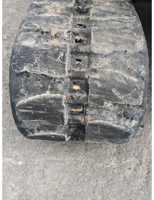 Mini Pelle Caterpillar 305.5E2 / 5,2 T – Image 15