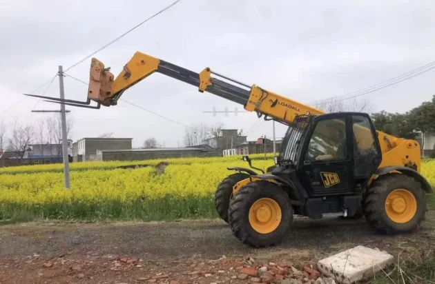 Chariot Télescopique JCB 535 – Image 4