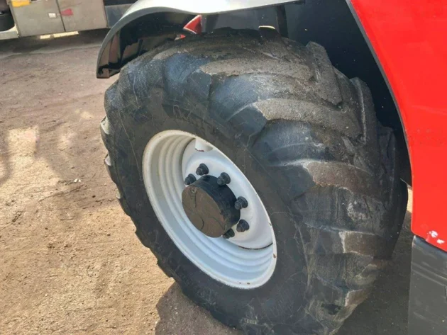 Chariot Télescopique Manitou MLT635-130ps – Image 4