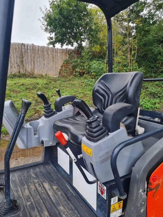 Mini pelle Kubota KX015-4 / 1,5 T – Image 2