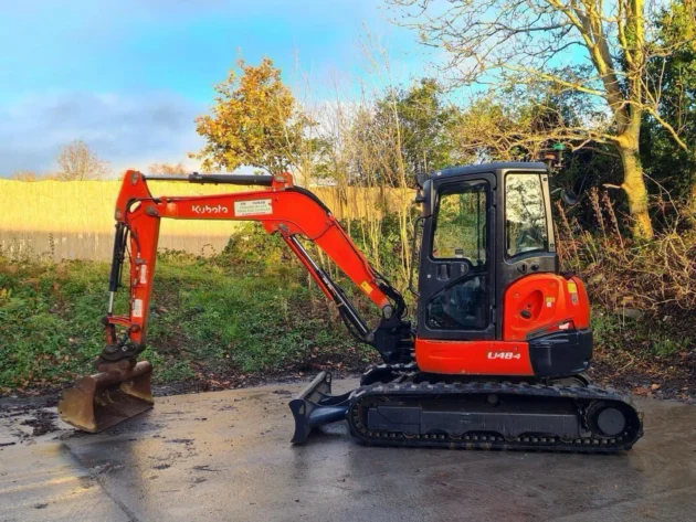 Mini pelle Kubota U48-4 / 4,7 T