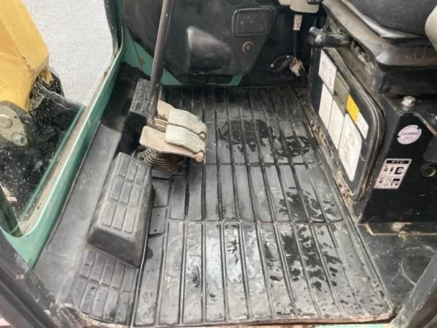 Mini pelle Yanmar SV26 / 2,6 T – Image 20