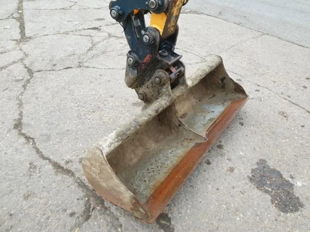 Mini pelle Hyundai Robex 27z-9 / 2,8 T – Image 13