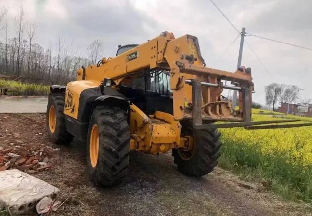 Chariot Télescopique JCB 535 – Image 11